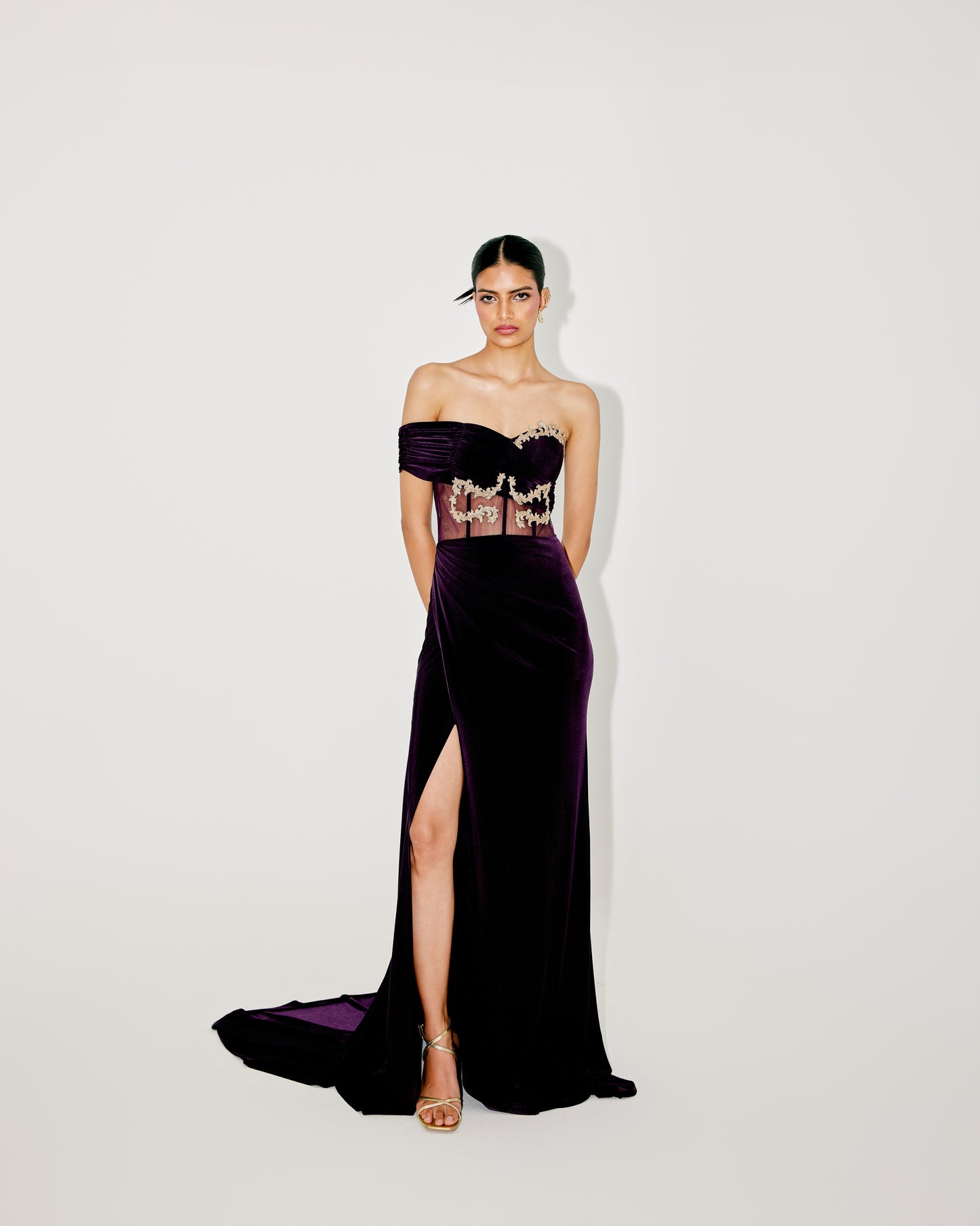 CORSET GOWM WITH SEQUENCED CAPE