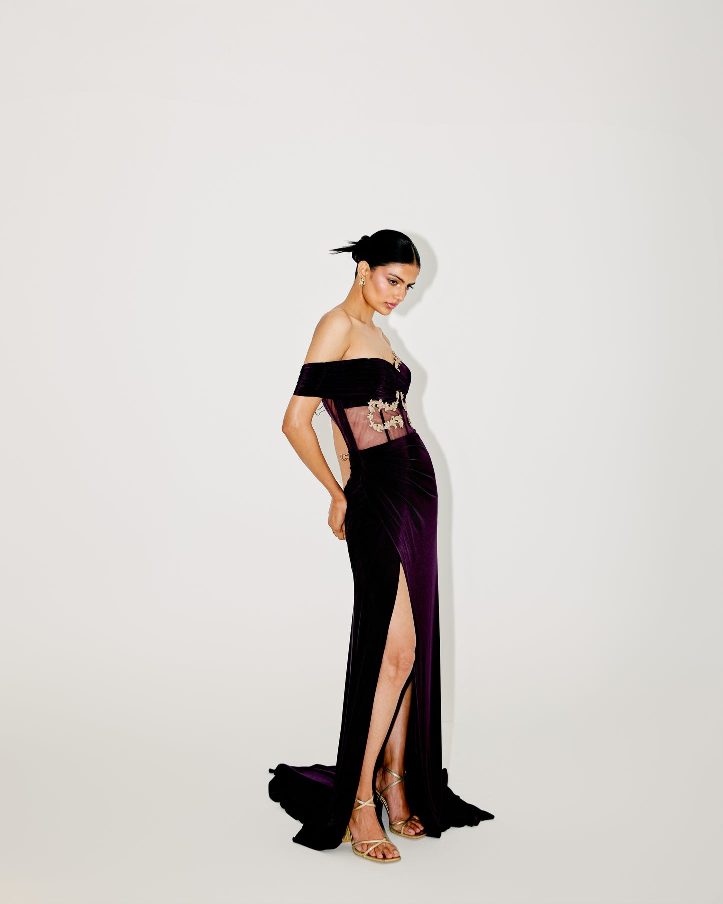 CORSET GOWM WITH SEQUENCED CAPE
